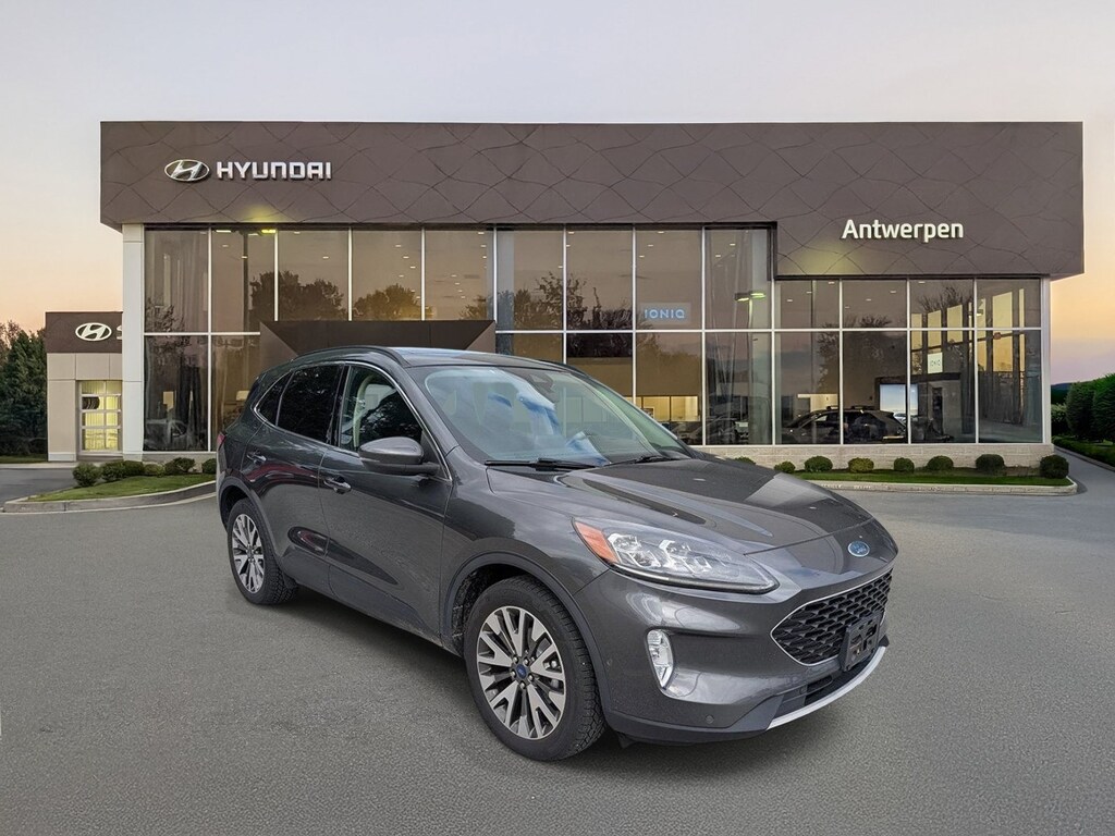 Used 2020 Ford Escape Titanium Hybrid Titanium Hybrid AWD