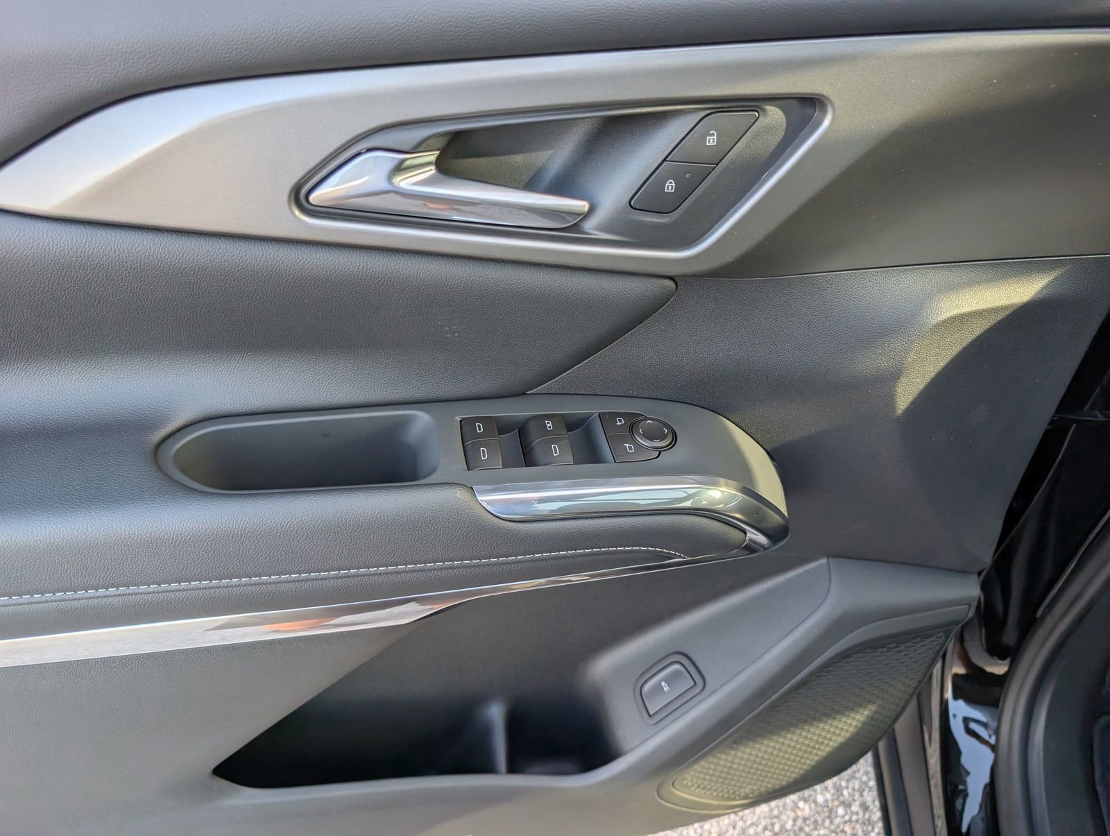 2026 Chevrolet Traverse LT - Photo 17