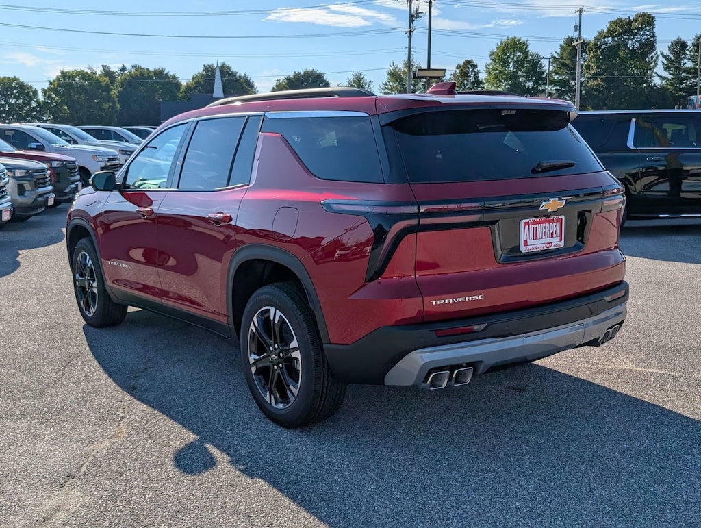 New 2027 Chevrolet Traverse LT SUV