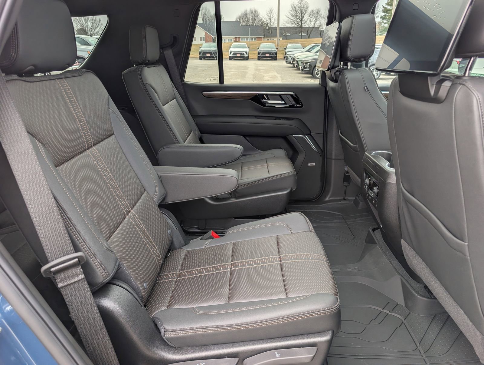 2026 Chevrolet Tahoe High Country - Photo 10
