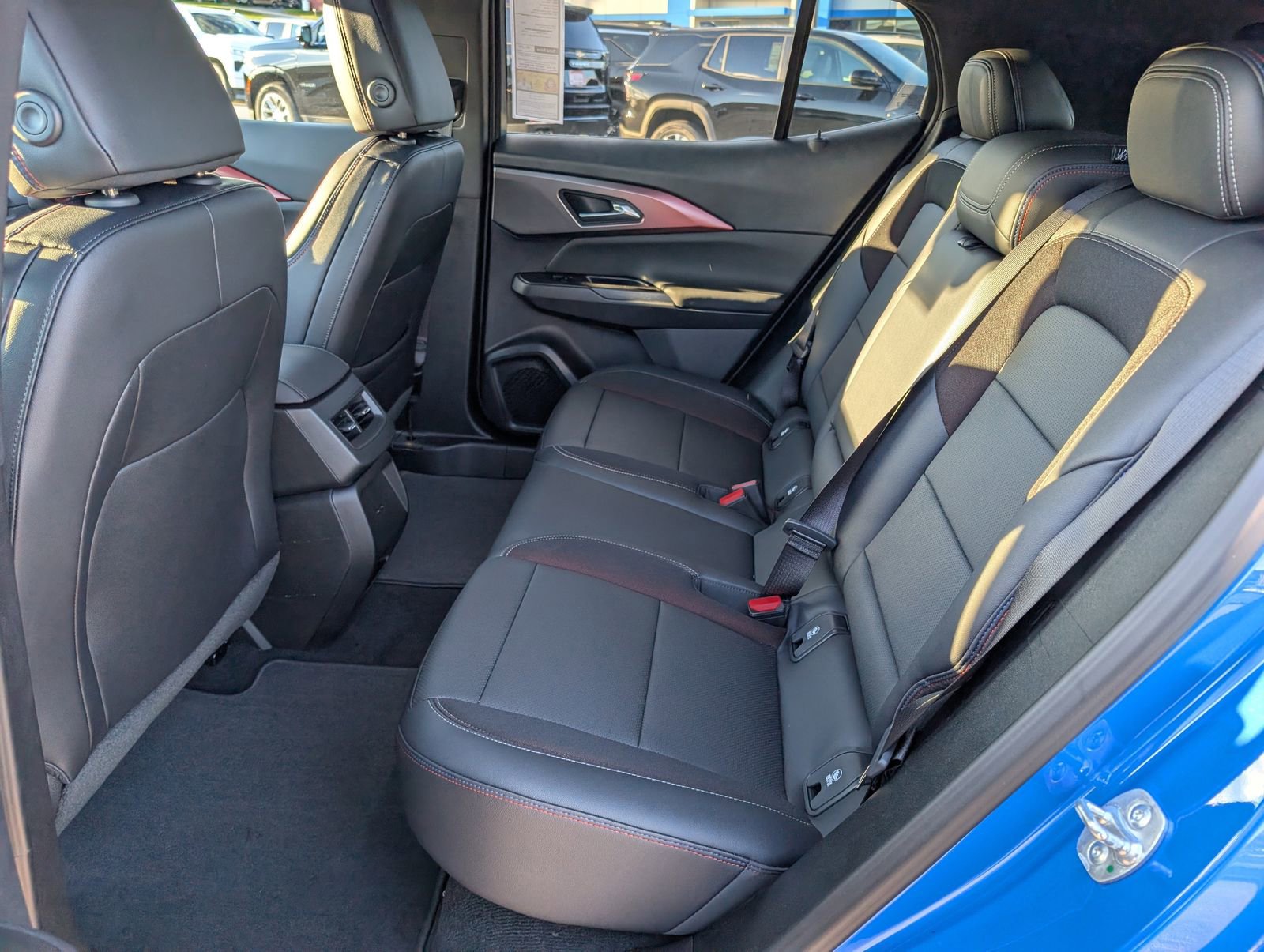 2026 Chevrolet Equinox EV RS - Photo 12