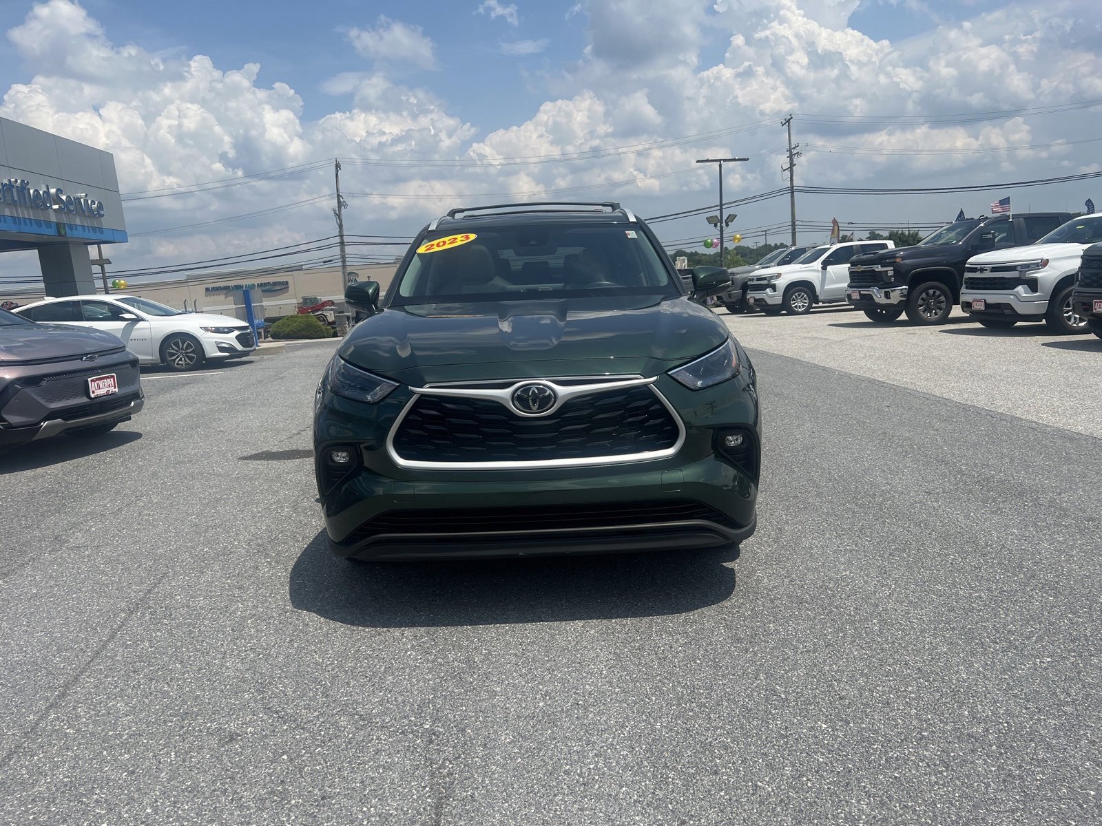 Used 2023 Toyota Highlander XLE with VIN 5TDKDRBH6PS500692 for sale in Eldersburg, MD