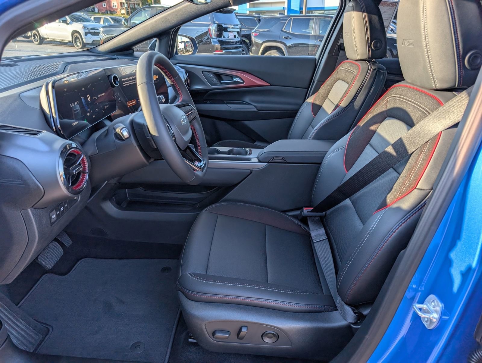 2026 Chevrolet Equinox EV RS - Photo 13