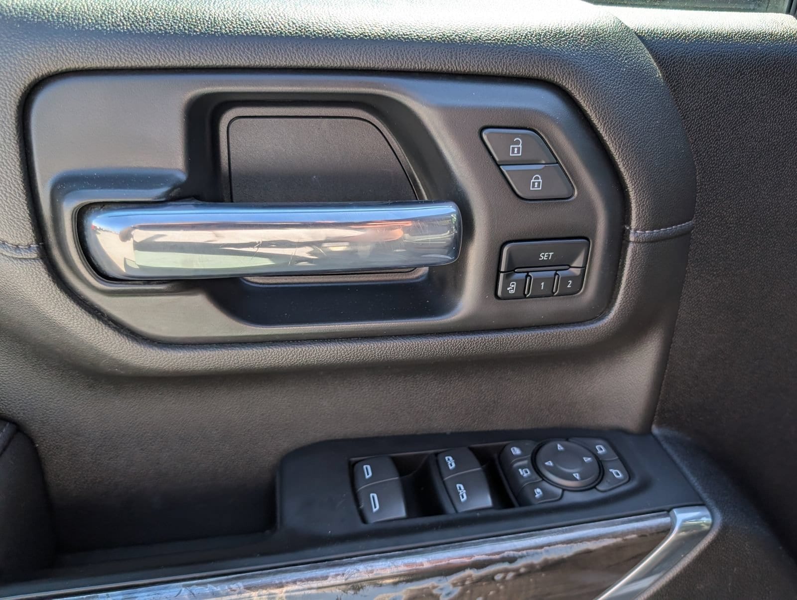 2023 Chevrolet Silverado 3500HD LTZ - Photo 20