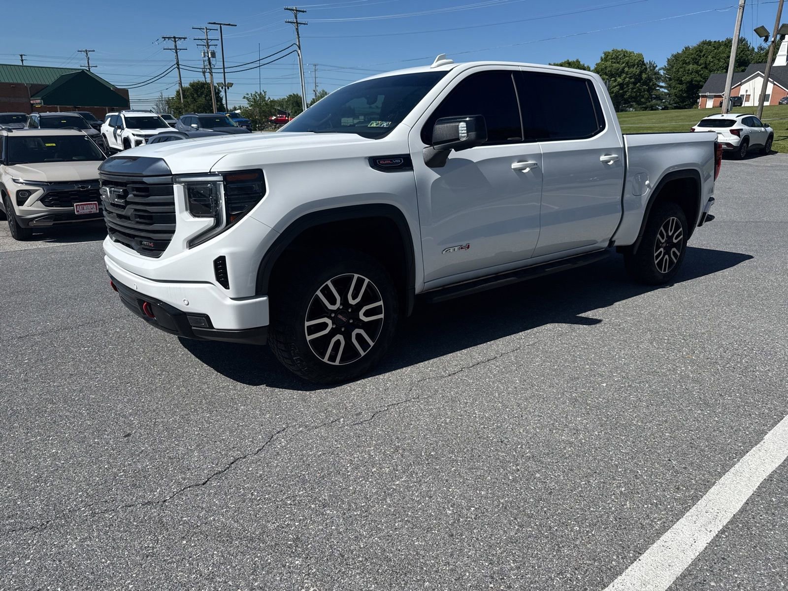 2024 GMC Sierra 4WD Crew Cab Short Box AT4's photo