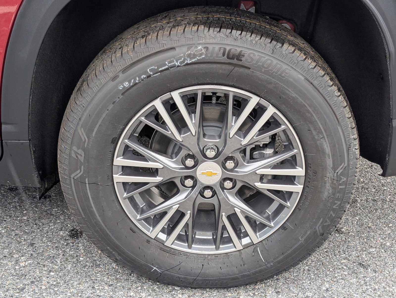 2026 Chevrolet Traverse LT - Photo 6