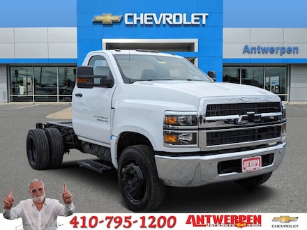 2023 Chevrolet Silverado 5500 HD Work Truck Truck