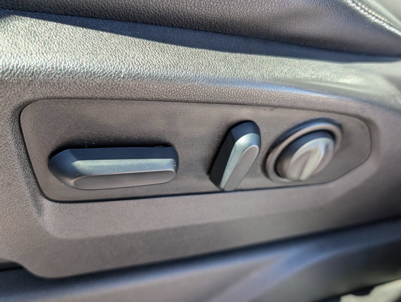 2023 Chevrolet Silverado 3500HD LTZ - Photo 21