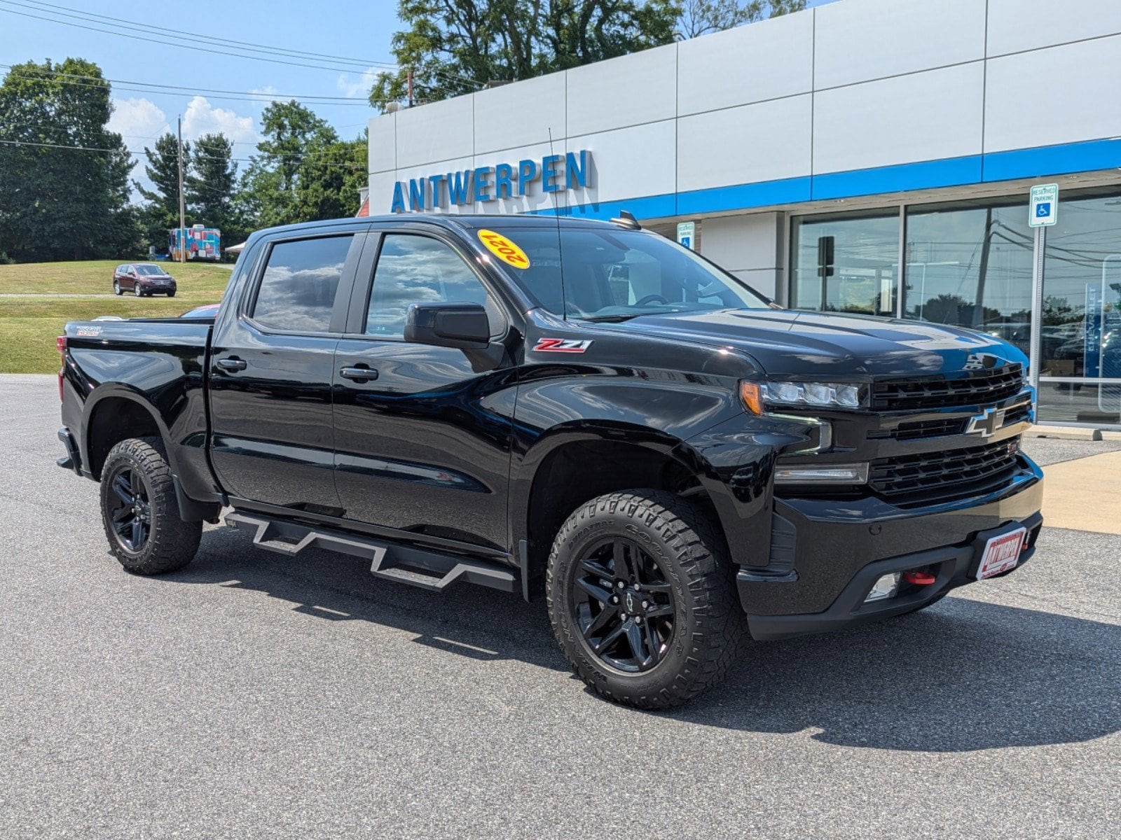 Used 2021 Chevrolet Silverado 1500 LT Trail Boss with VIN 3GCPYFED0MG343320 for sale in Eldersburg, MD