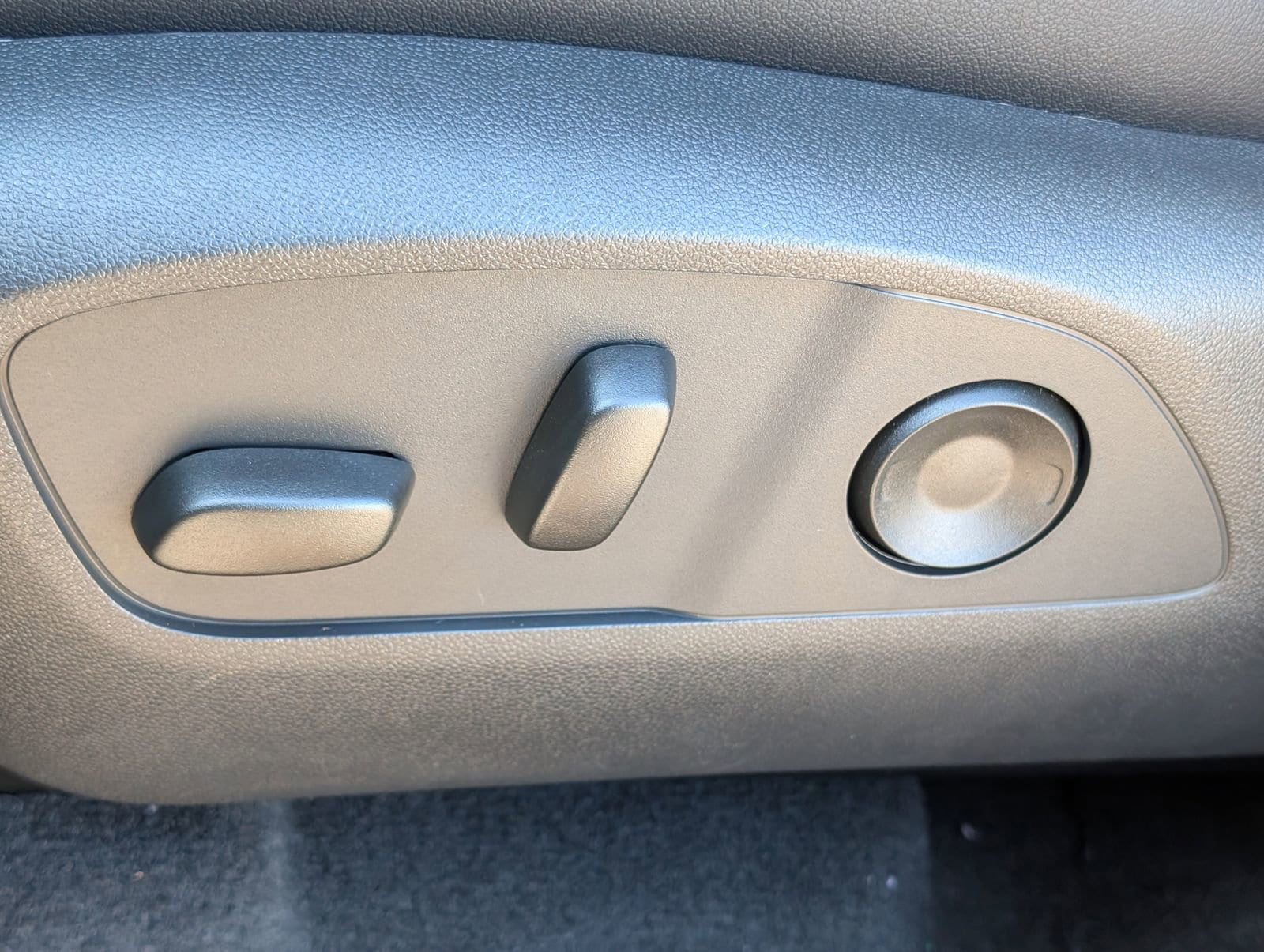 2026 Chevrolet Traverse LT - Photo 19