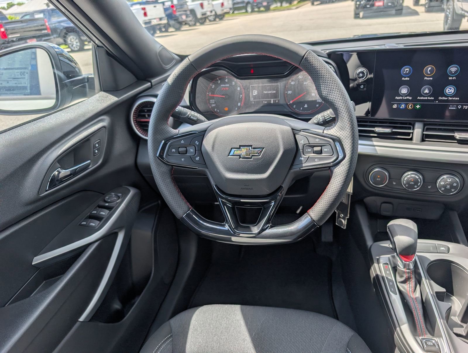 2026 Chevrolet Trax RS - Photo 13