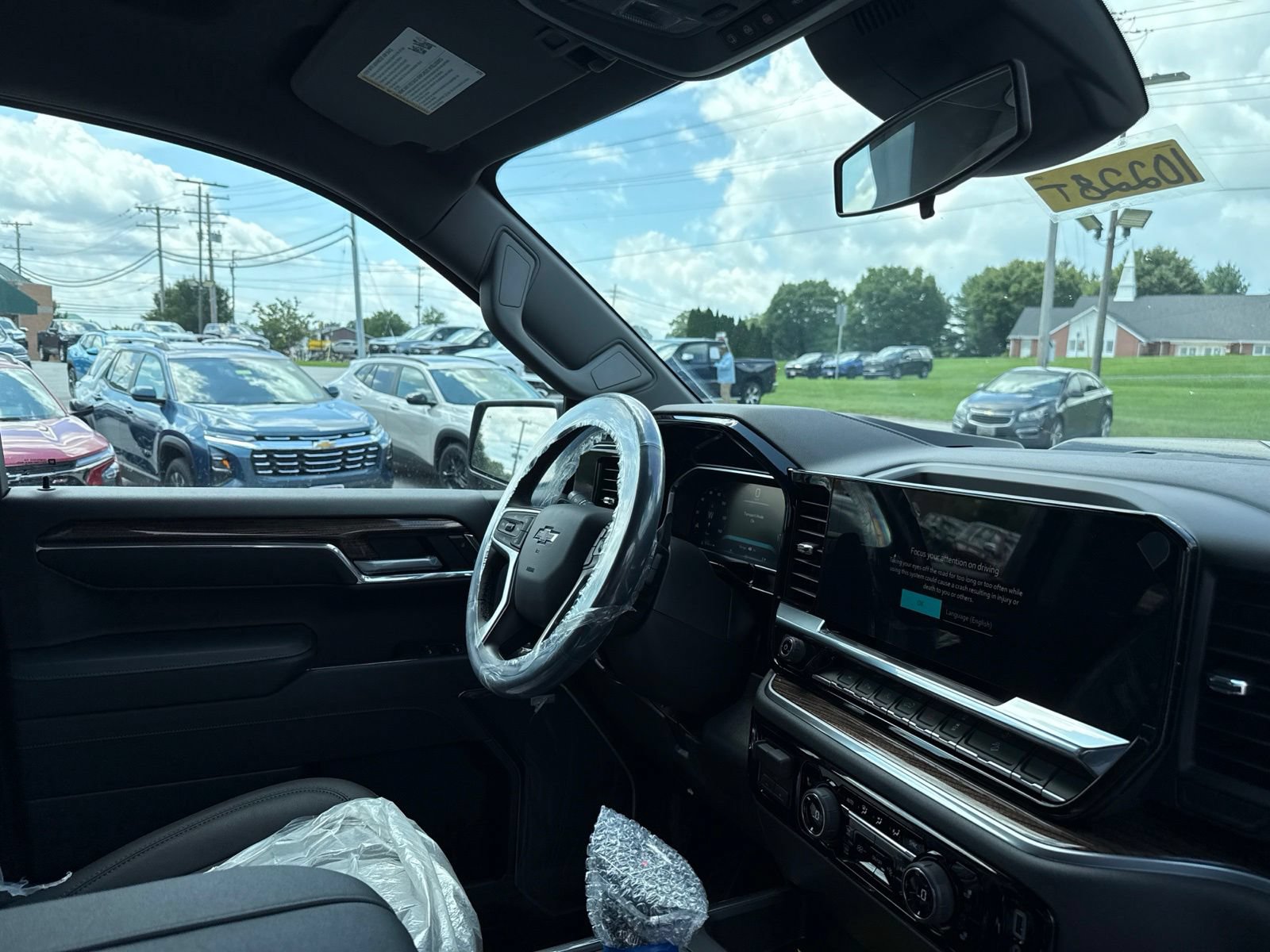 2026 Chevrolet Silverado 1500 LT Trail Boss - Photo 8