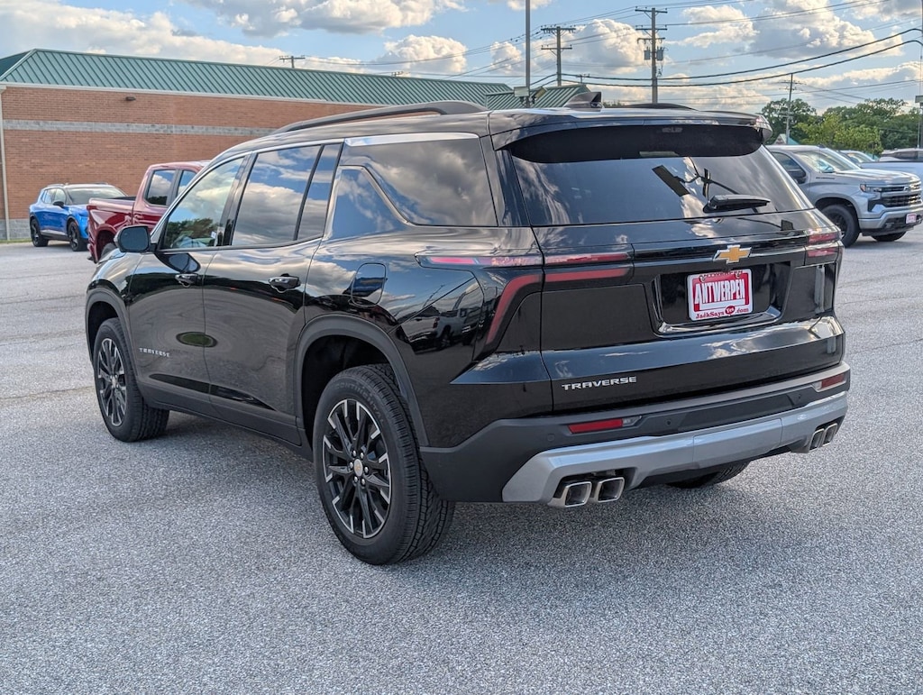 New 2026 Chevrolet Traverse LT SUV