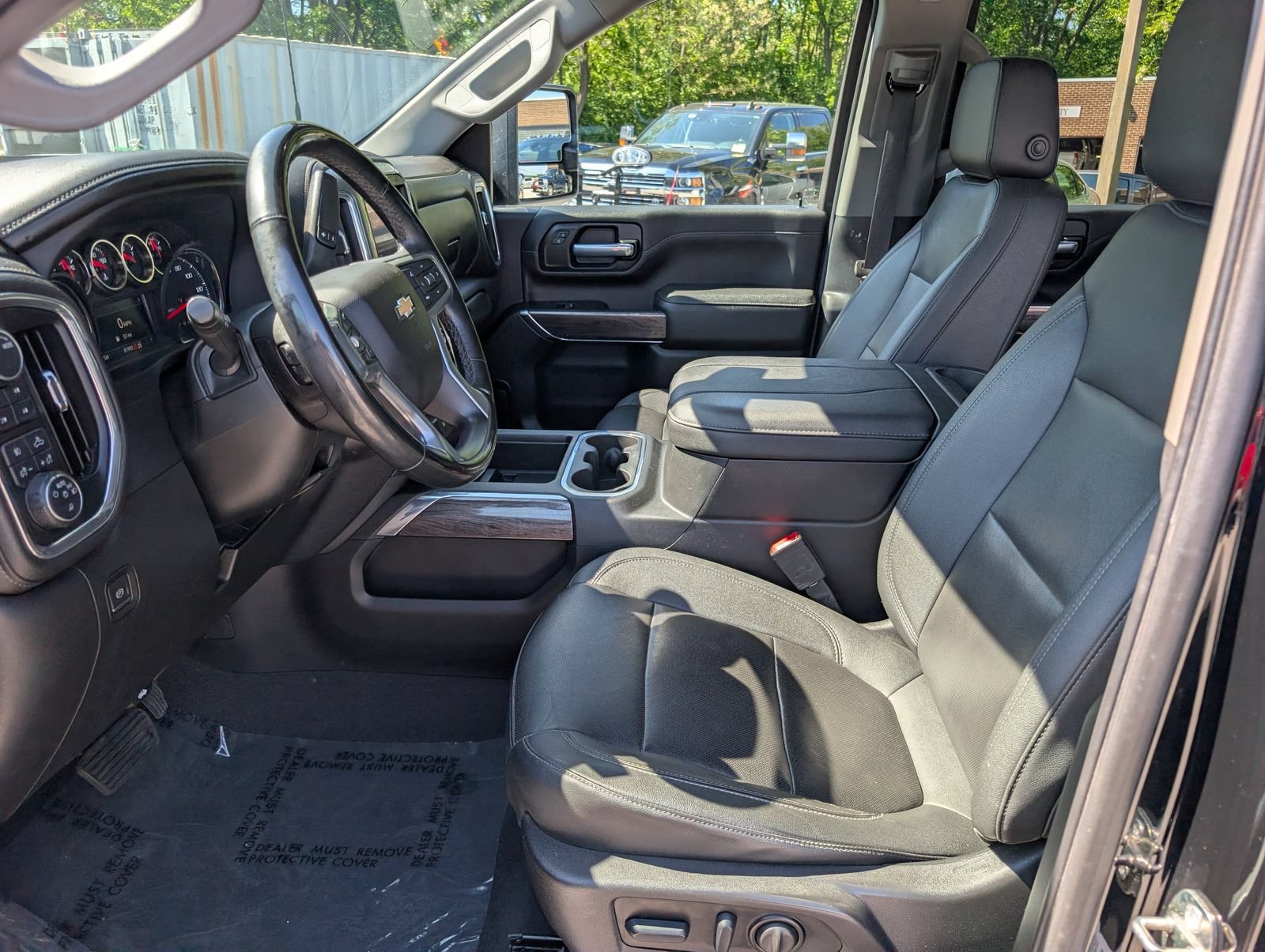 2023 Chevrolet Silverado 3500HD LTZ - Photo 17