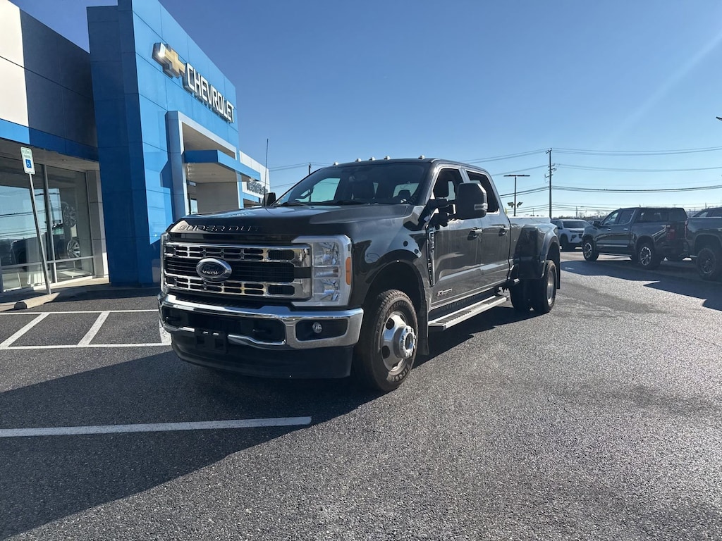 Used 2023 Ford Super Duty F-350 DRW XL