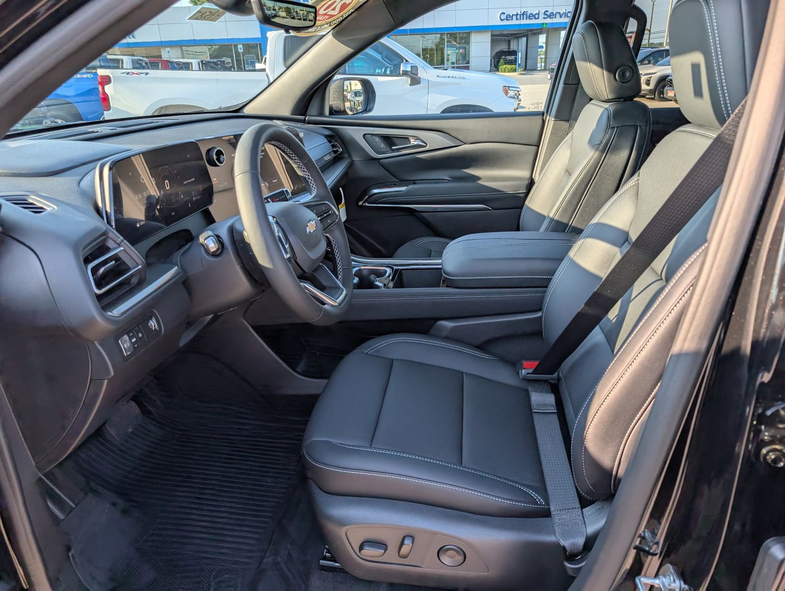 2026 Chevrolet Traverse LT - Photo 15