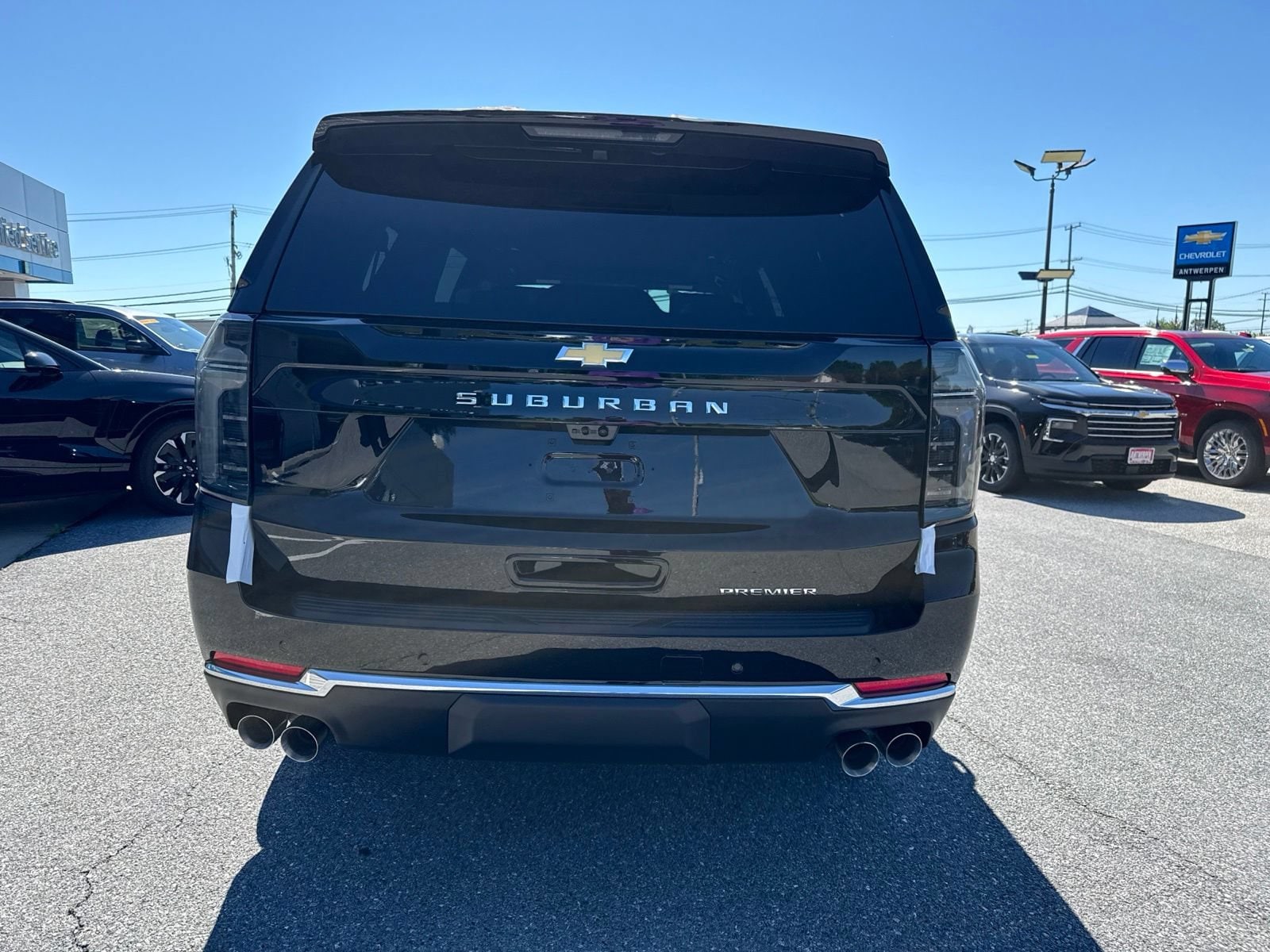 2026 Chevrolet Suburban Premier - Photo 6