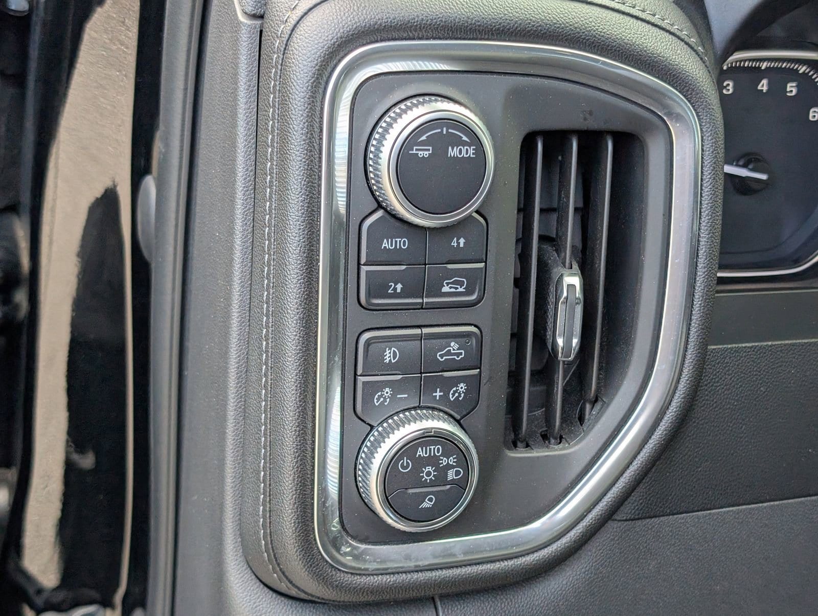 2020 GMC Sierra 1500 SLT - Photo 23