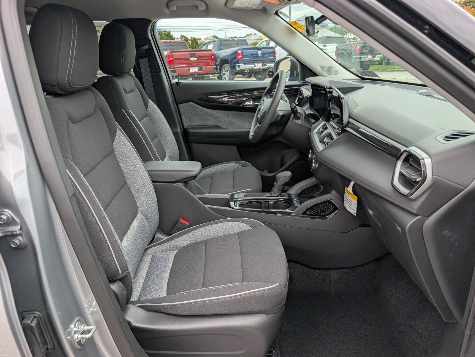 2026 Chevrolet Trailblazer LS - Photo 7