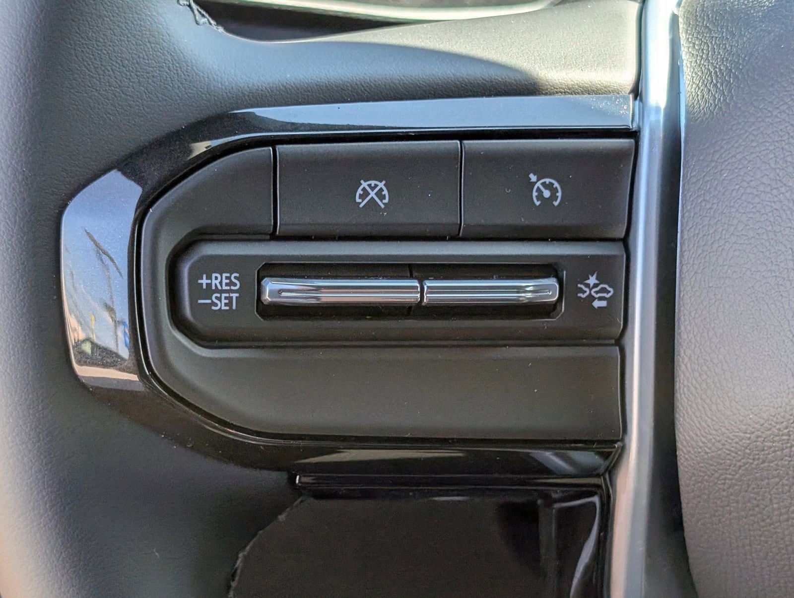 2026 Chevrolet Colorado LT - Photo 17