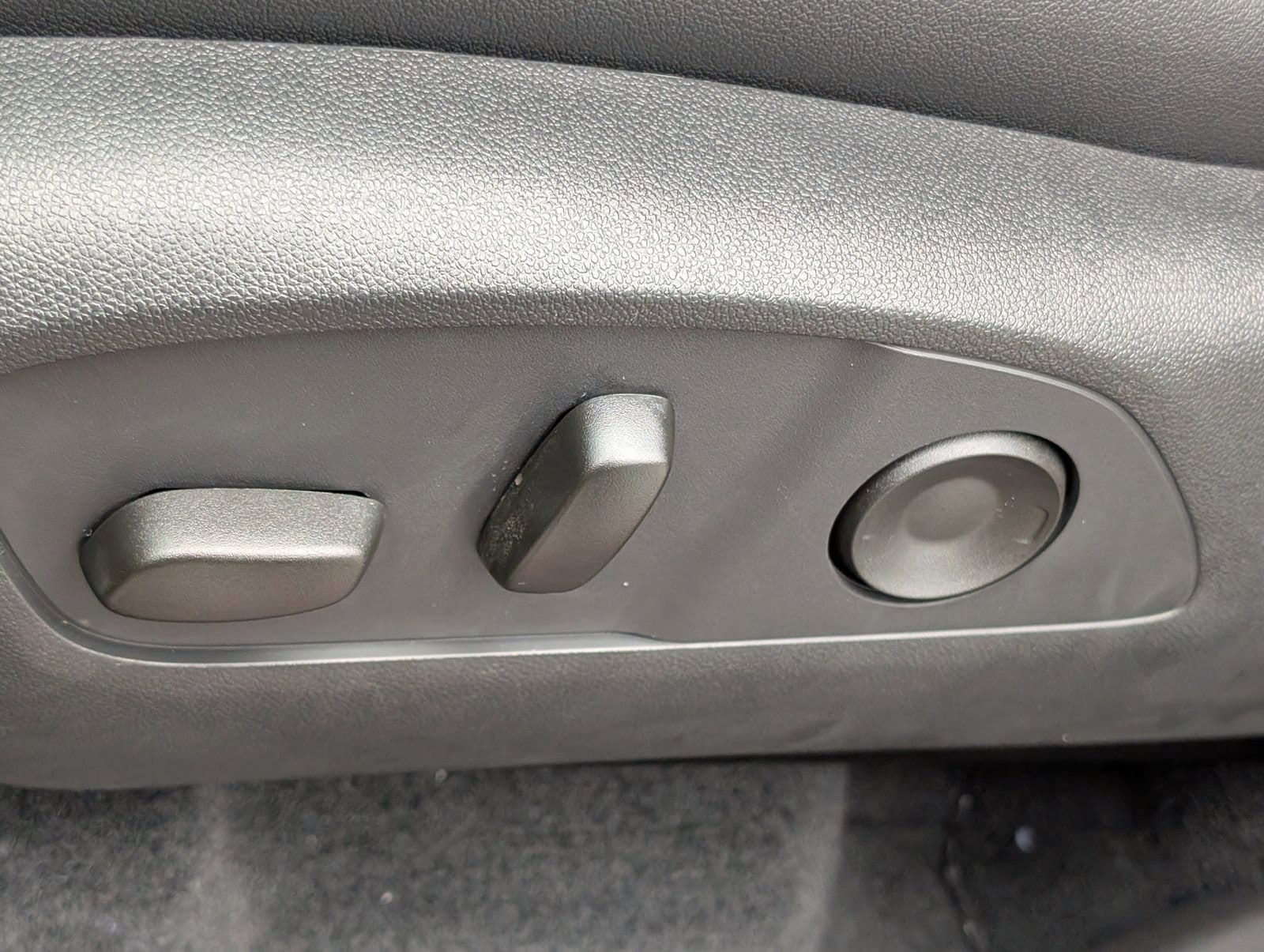 2026 Chevrolet Traverse LT - Photo 19