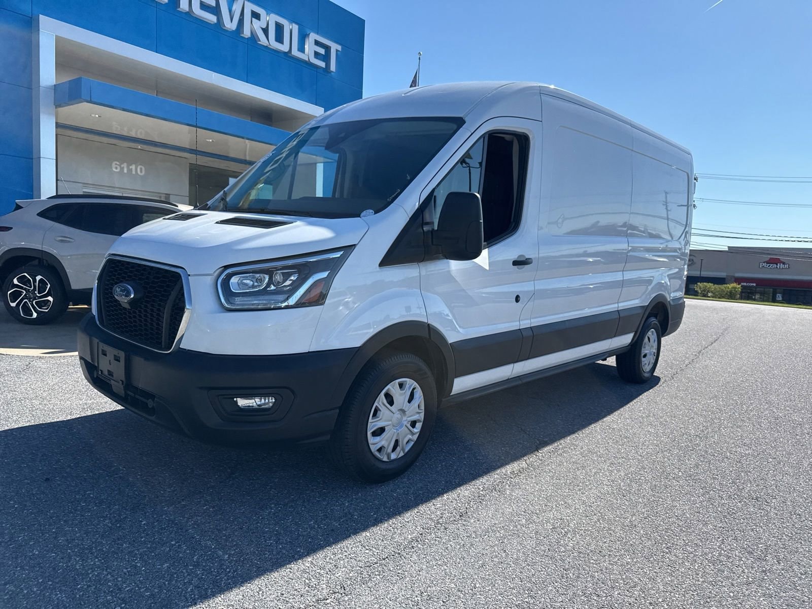 2023 Ford Transit T250 Med Roof 148WB's photo
