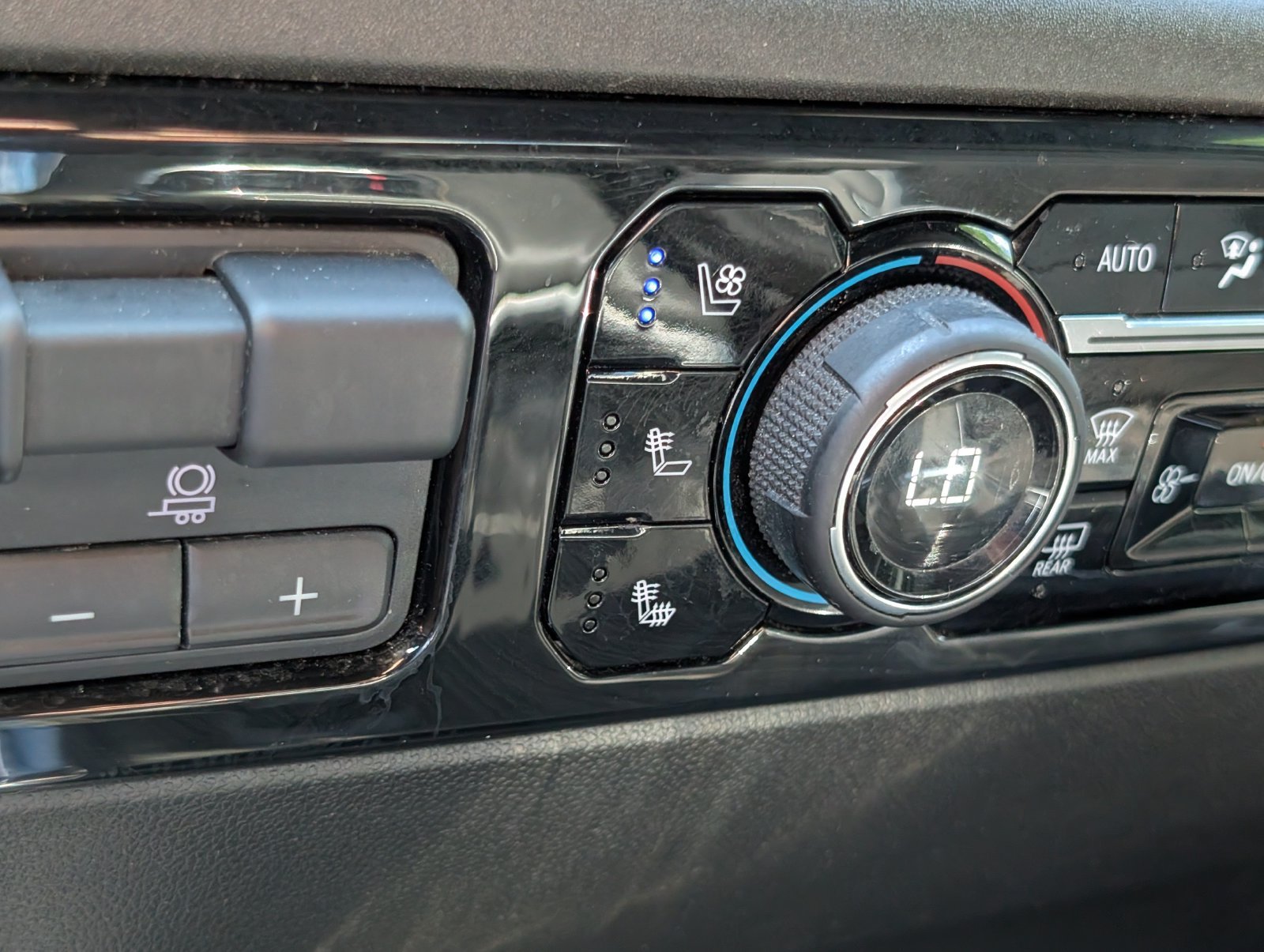 2024 Chevrolet Silverado 1500 High Country - Photo 28