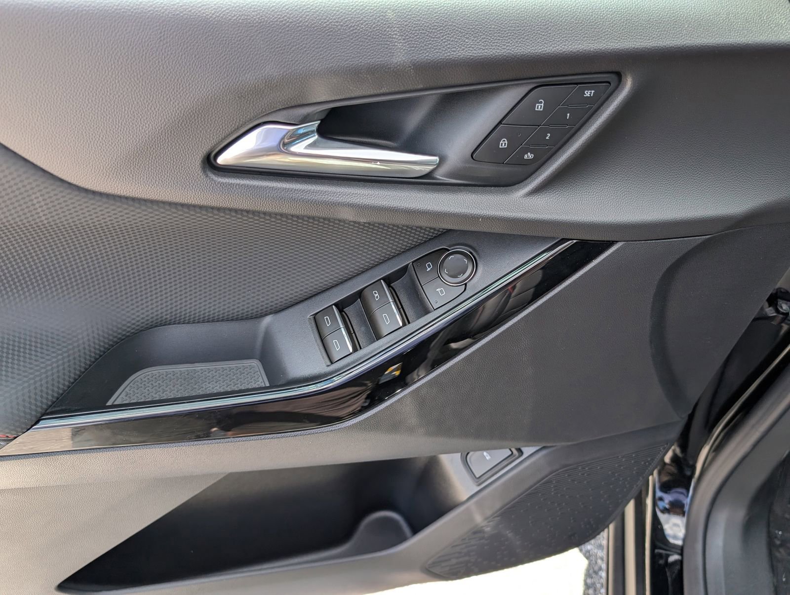 2026 Chevrolet Equinox RS - Photo 16