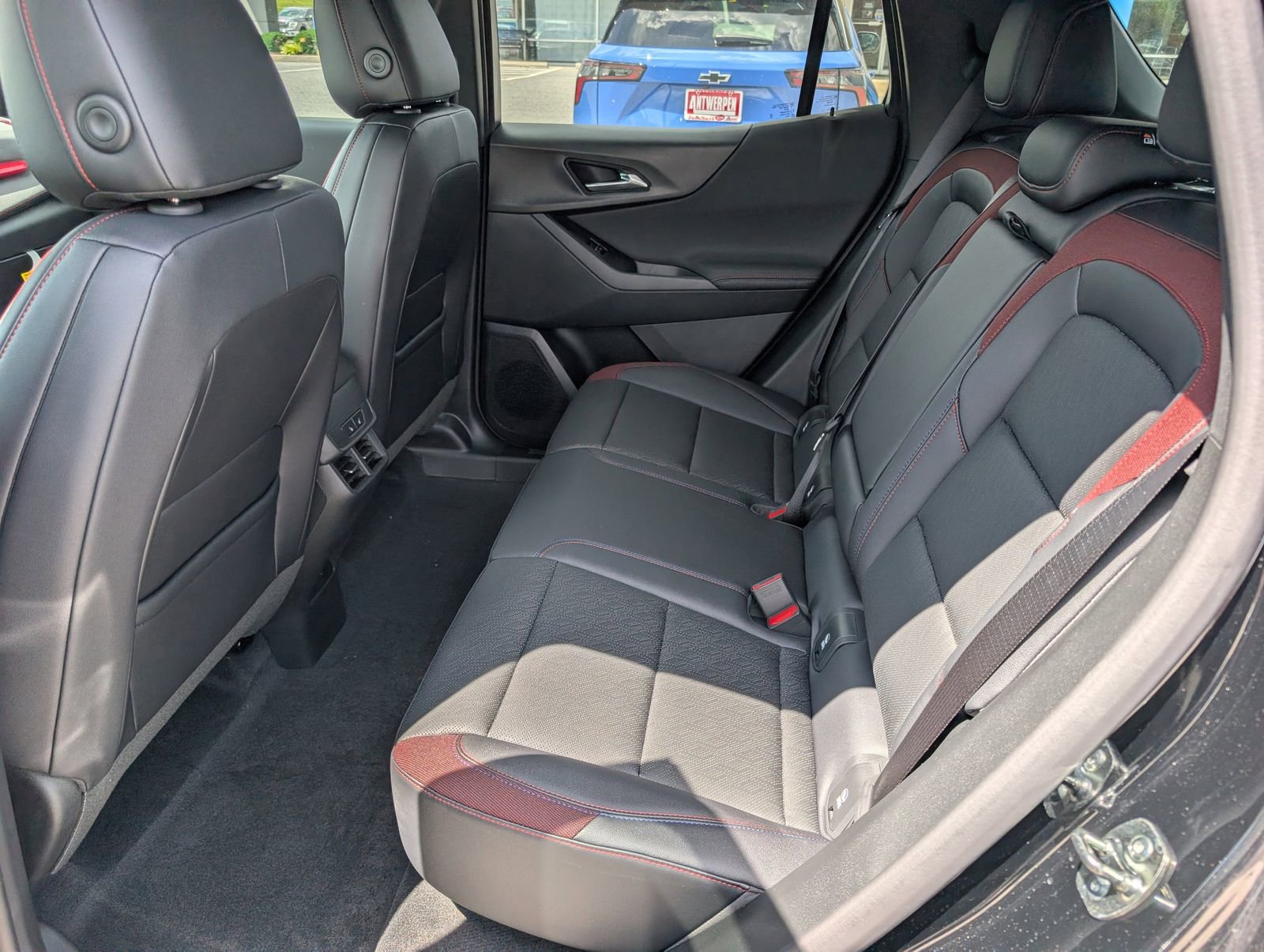 2026 Chevrolet Equinox RS - Photo 11