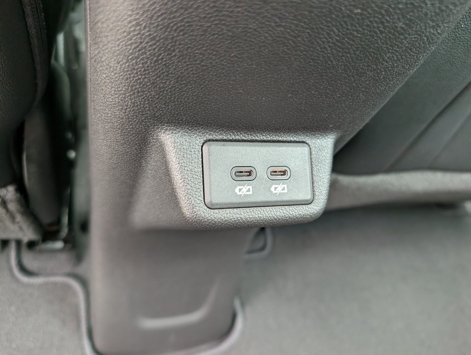 2027 Chevrolet Bolt RS - Photo 11
