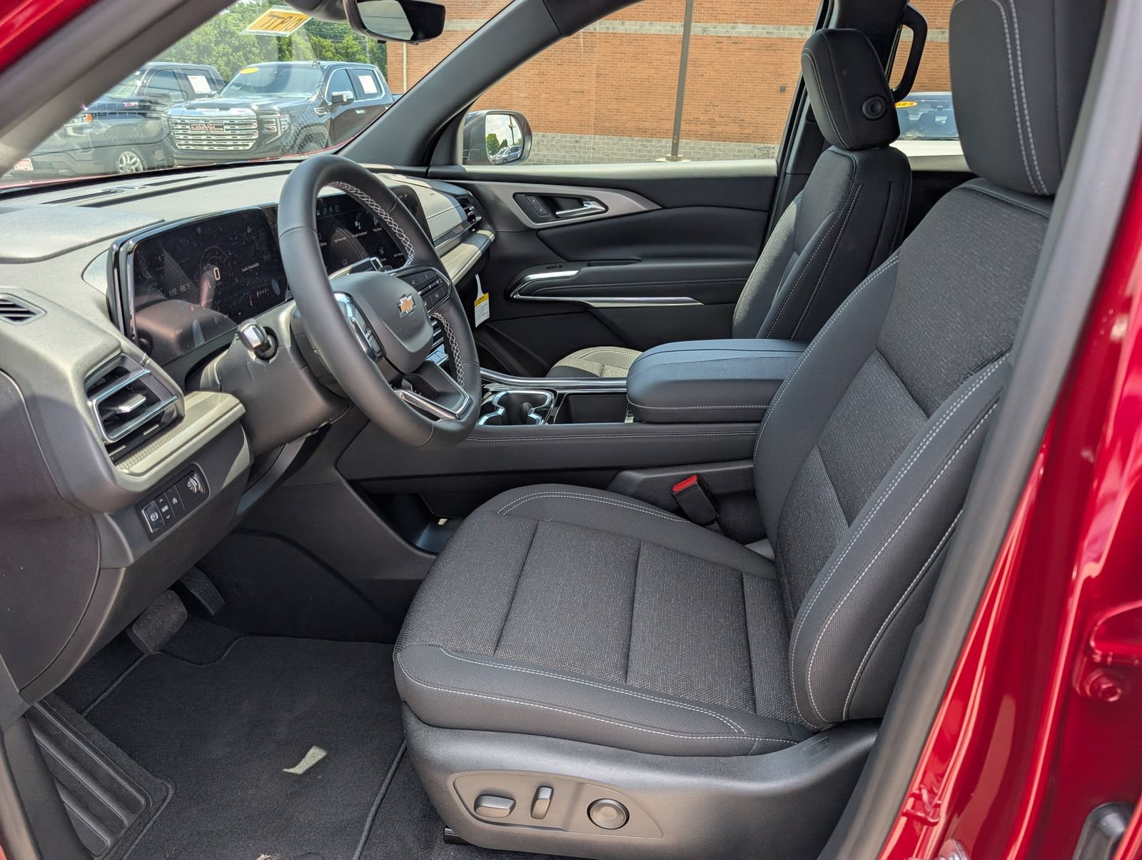 2026 Chevrolet Traverse LT - Photo 14
