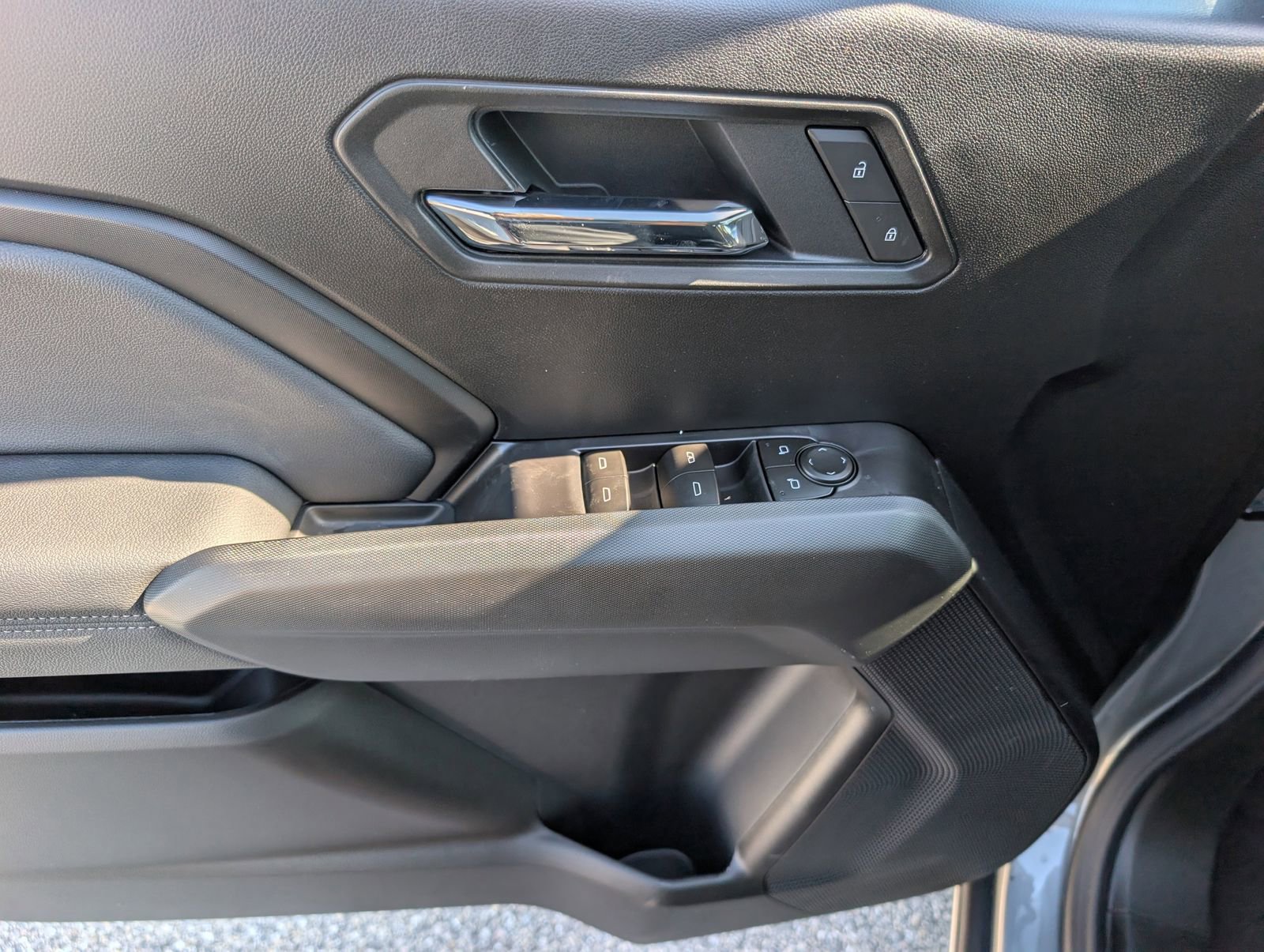 2026 Chevrolet Colorado LT - Photo 14