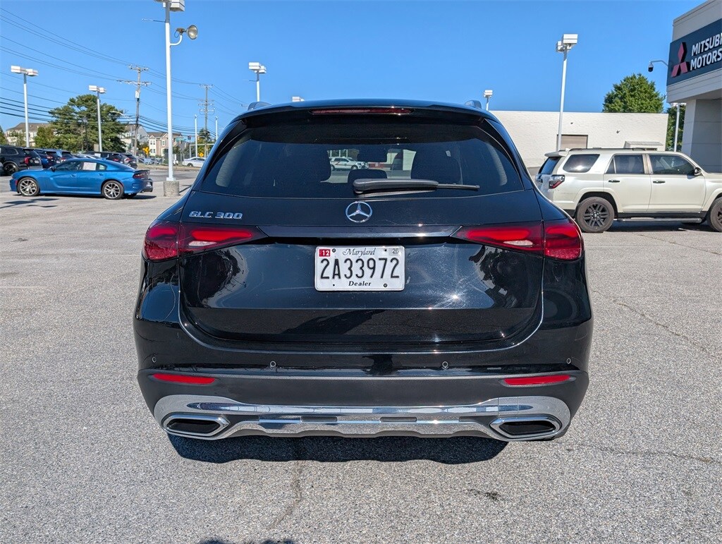 2023 Mercedes Benz GLC 300 photo 3