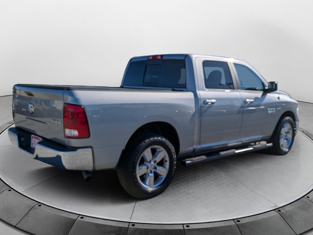 Used 2019 Ram 1500 Classic SLT SLT 4x4 Crew Cab 57 Box