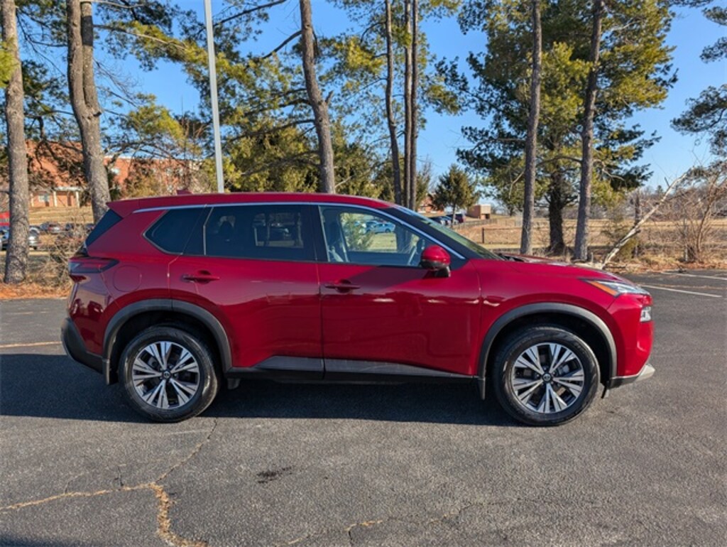 Used 2021 Nissan Rogue SV SUV