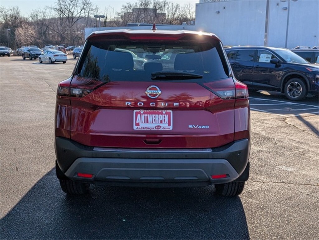 Used 2021 Nissan Rogue SV SUV