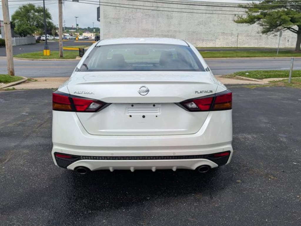 Used 2019 Nissan Altima 2.5 Platinum Sedan