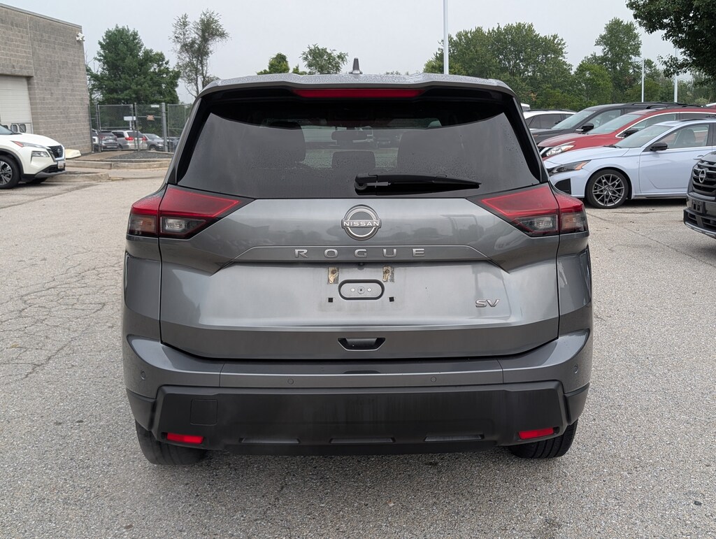 Used 2024 Nissan Rogue SV SV FWD