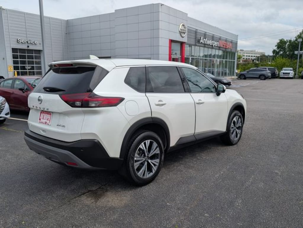 Used 2021 Nissan Rogue SV SUV