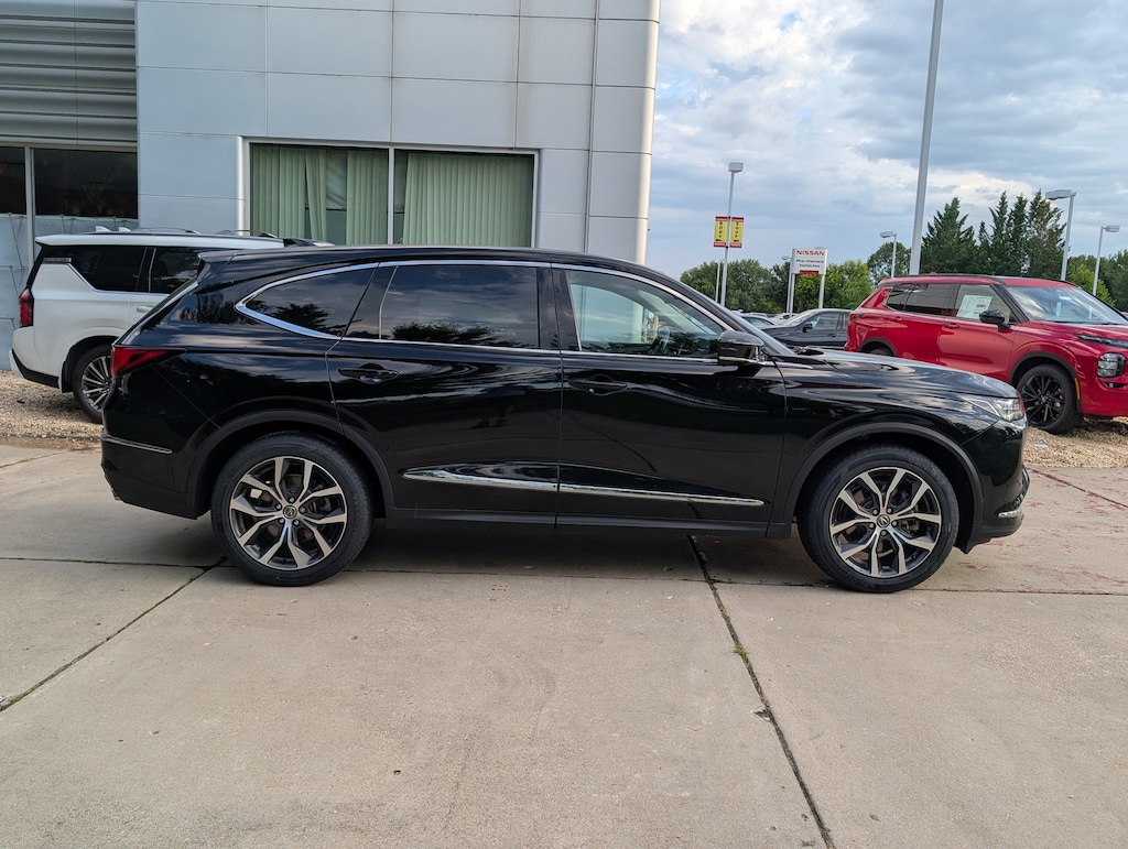 Used 2023 Acura MDX w/Technology Package SH-AWD w/Technology Package