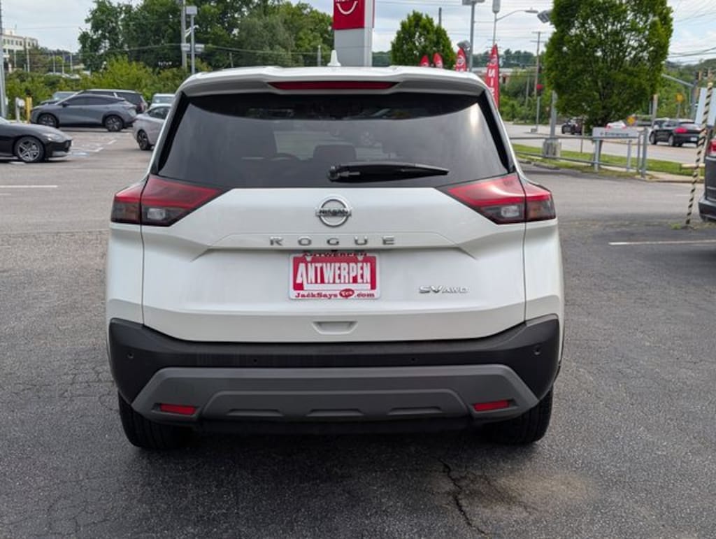 Used 2021 Nissan Rogue SV SUV
