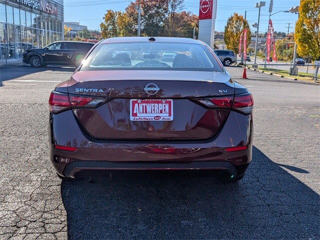 2024 Nissan Sentra SV photo 4