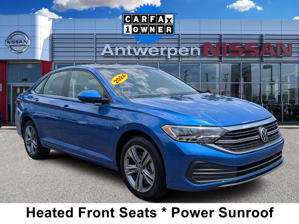 Used 2024 Volkswagen Jetta SE SE Auto