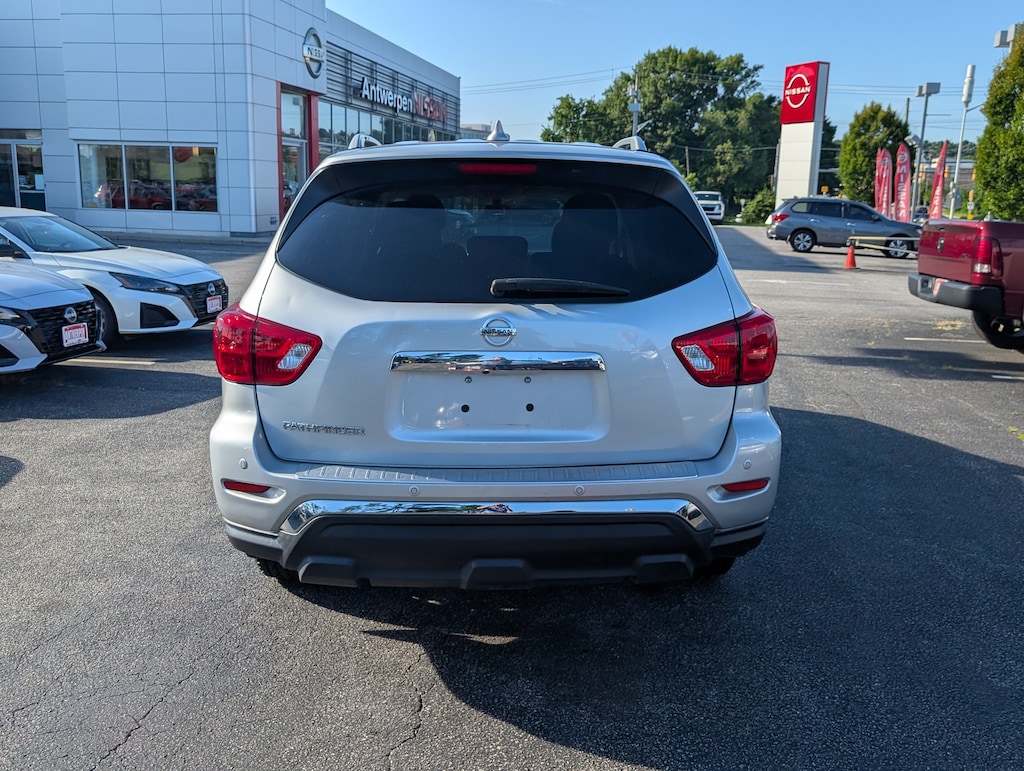 Used 2020 Nissan Pathfinder S FWD S