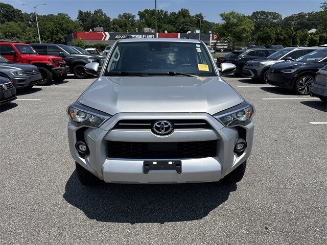 2021 Toyota 4Runner SR5 Premium photo 3