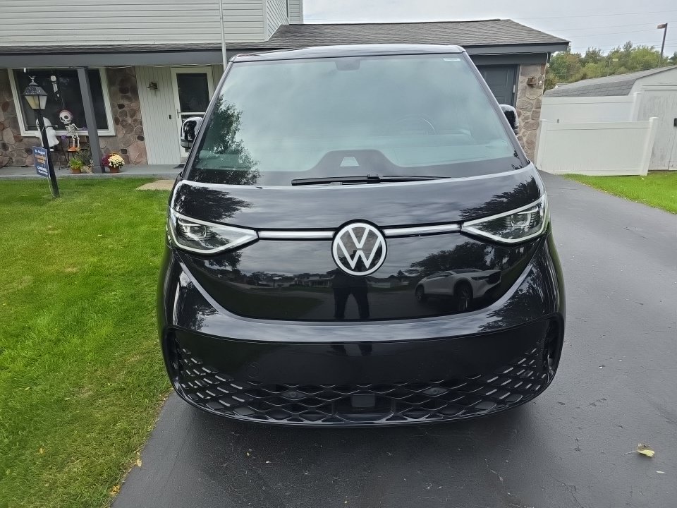 Used 2025 Volkswagen ID. Buzz Pro S