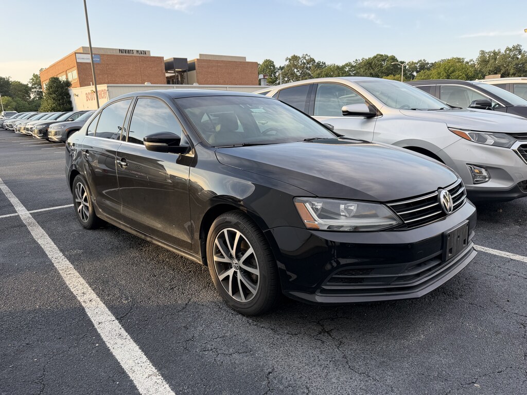 Used 2017 Volkswagen Jetta 1.4T SE 1.4T SE Manual