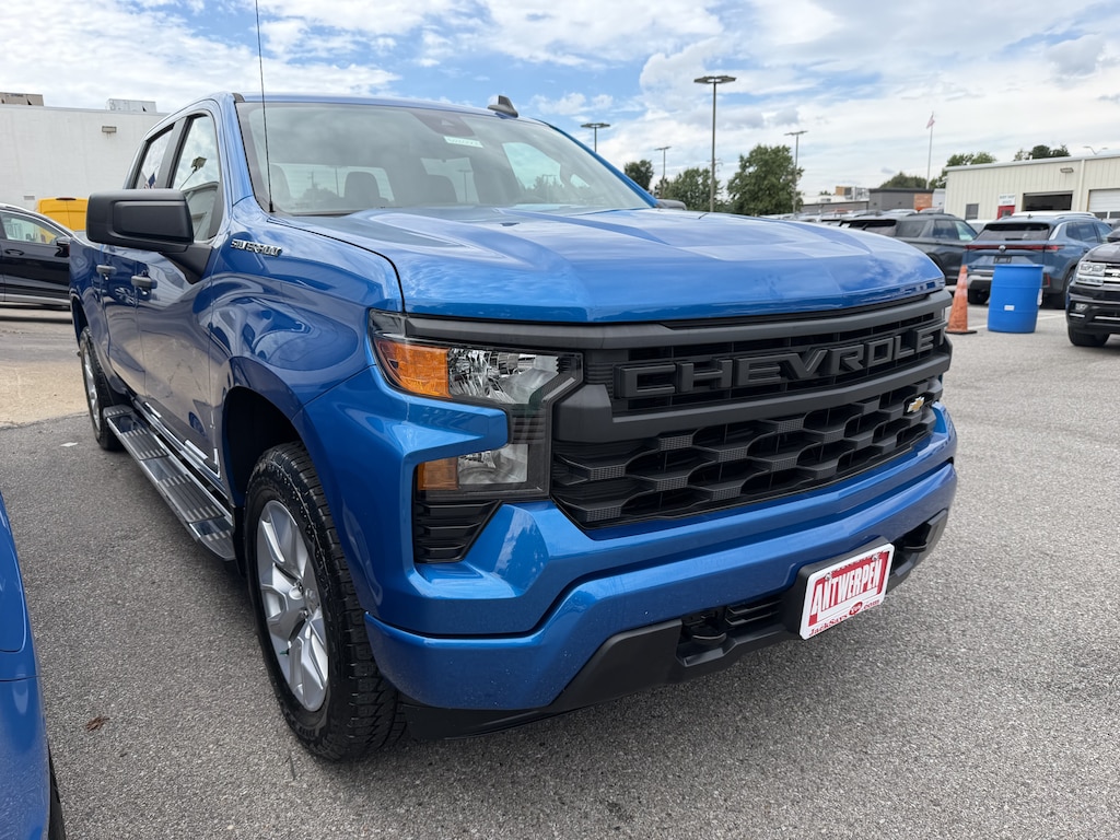Used 2022 Chevrolet Silverado 1500 Custom 4WD Crew Cab 157 Custom