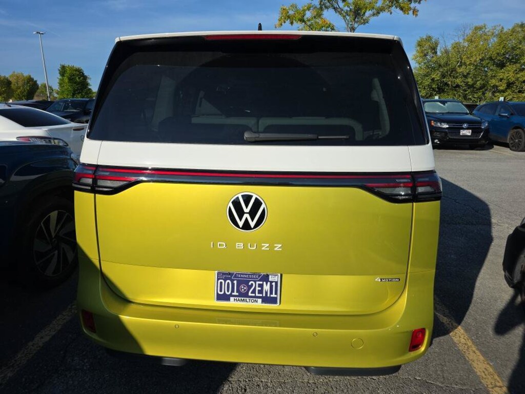 Used 2025 Volkswagen ID. Buzz 1st Edition 1st Edition 4MOTION w/Two-Tone