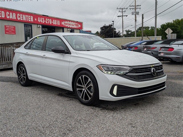 2024 Volkswagen Jetta 1.5T Sport photo 2